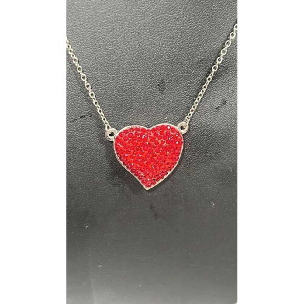 Carolee Women Silver Tone 3D Red Crystal heart Pendant Necklace - Picture 2 of 5